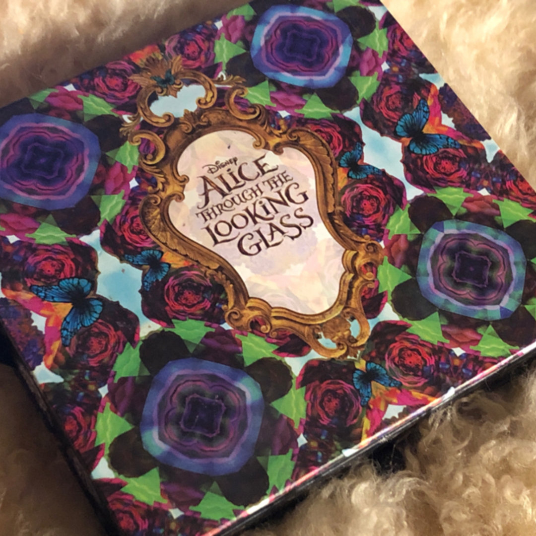 Urban Decay Alice Through The Looking Glass Eyeshadow Palette 20 x 0.04 oz