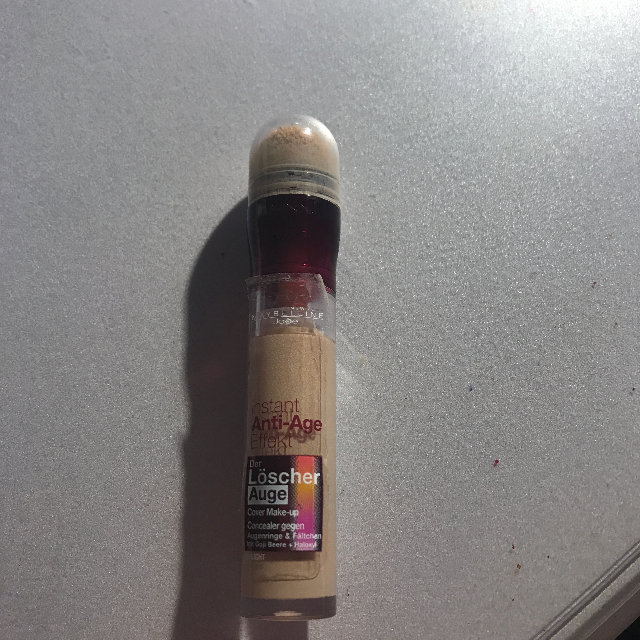 Maybelline Instant Age Rewind® Eraser Dark Circles Treatment Concealer