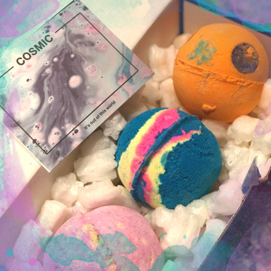 LUSH Twilight Bath Bomb