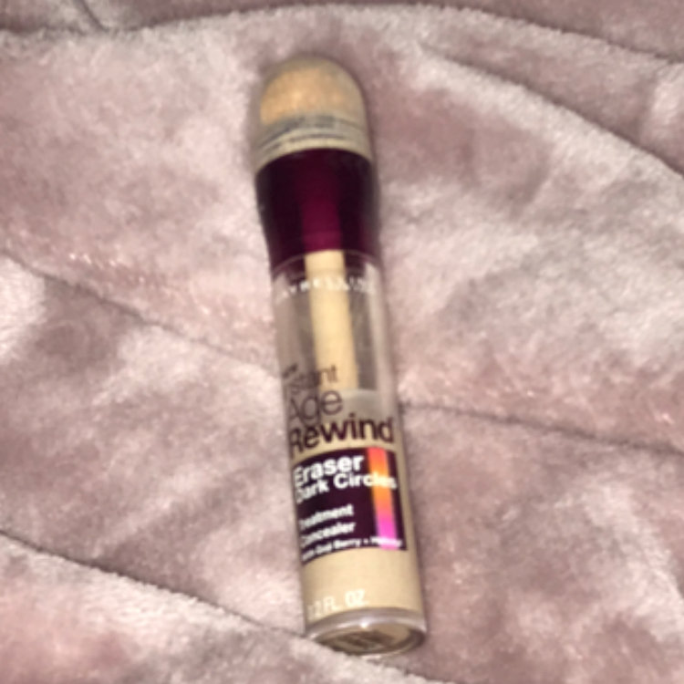 Maybelline Instant Age Rewind® Eraser Dark Circles Treatment Concealer
