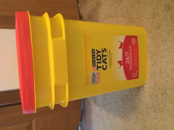 Photo of Tidy Cats Scoop 24/7 Performance Cat Litter uploaded by Sherry G.
