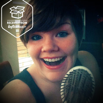 Photo of ECOTOOLS SLEEK + SHINE FINISHER HAIR BRUSH uploaded by Samantha G.