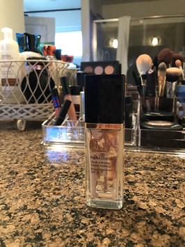 Photo of Estée Lauder Perfectionist Youth-Infusing Serum Makeup SPF 25 uploaded by Kimberli H.