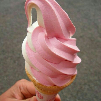 Photo of Halo Top Strawberry Ice Cream uploaded by Yineidy B.