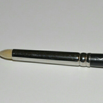 Photo of M.A.C Cosmetics 219 Synthetic Pencil Brush uploaded by Juan Rafael H.
