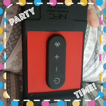 Photo of Altec Lansing - Boom Jacket Ii Imw579 Portable Bluetooth Speaker - Multiple Pantone Colors uploaded by Gana Dinero Ya C.