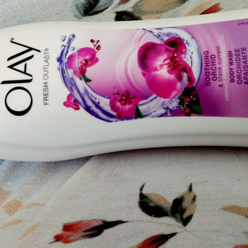 Photo of Olay Luscious Embrace Cleansing Body Wash uploaded by Maria G.