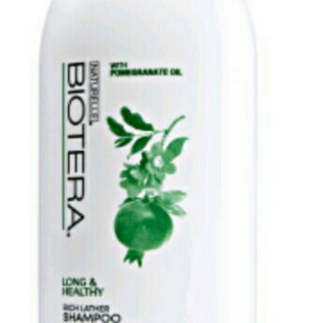 Photo of Biotera Ultra Moisturizing Shampoo uploaded by maria v.