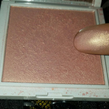 Photo of Jessica Liebeskind Illuminating Face Highlighter uploaded by Valerie M.