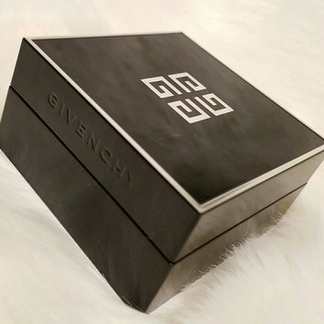 Photo of Givenchy Teint Couture Blurring Foundation Balm Broad Spectrum 15 uploaded by carrie r.