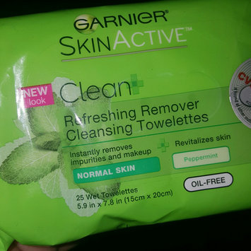 Photo of Garnier SkinActive Clean+ Refreshing Remover Cleansing Towelettes uploaded by Lizet A.