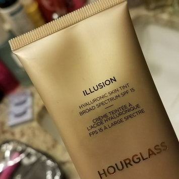 Photo of Hourglass Immaculate Liquid Powder Foundation uploaded by Lanita L.