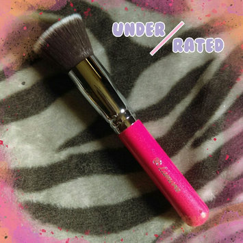 Photo uploaded to Foundation Brush Flat Top Kabuki for Face Makeup - Perfect For Blending Liquid by Brookelynne T.
