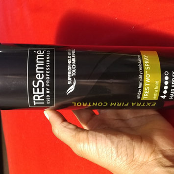 Photo of TRESemmé Tres Two Extra Hold Hair Spray uploaded by Keisy P.