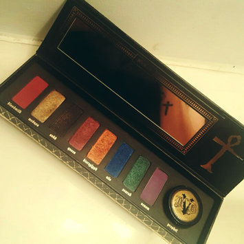 Photo of Kat Von D Serpentina Eyeshadow Palette uploaded by liilly s.