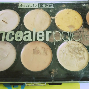 Photo of Beauty Treats Concealer Palette uploaded by Kierra D.