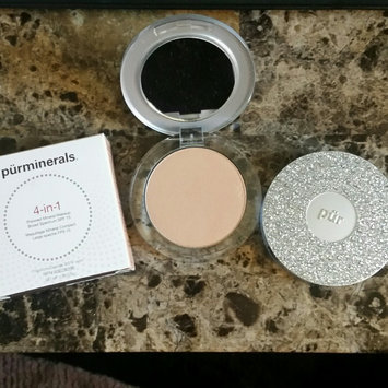 Photo of Pur Minerals 4-in-1 Pressed Mineral Foundation uploaded by Shana W.