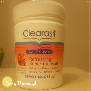 Photo of CLEARASIL® Daily Clear Refreshing Superfruit Pads uploaded by Linda F.