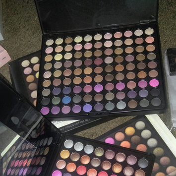 Photo of BH Cosmetics Urban Luxe - 99 Color Eyeshadow Palette uploaded by Elaine W.
