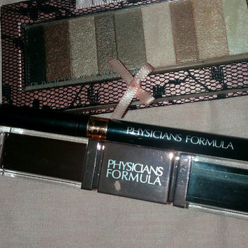 Photo of Physicians Formula® In the Nude Shimmer Strips Nude Eye Makeup Kit Box uploaded by Karherine S.