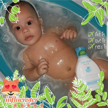Photo of Live Clean Baby - Tearless Shampoo & Wash uploaded by Yassiel N.