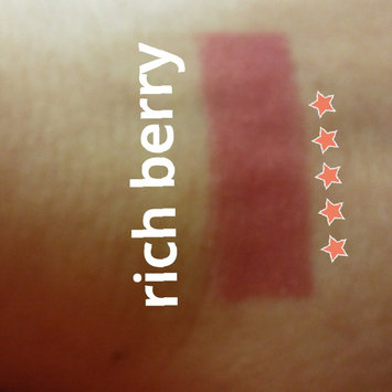 Photo of Estée Lauder Signature Hydra Lustre Lipstick uploaded by Amanda C.