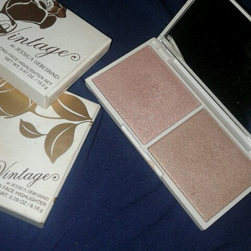 Photo of Jessica Liebeskind Illuminating Face Highlighter uploaded by Giselle B.