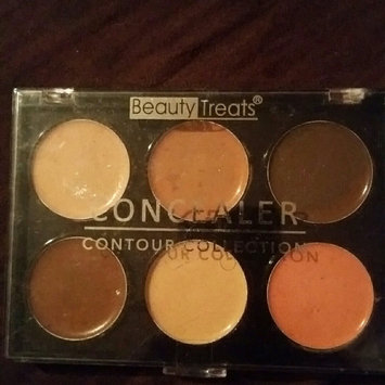 Photo of Beauty Treats Concealer Palette uploaded by Jonesha C.