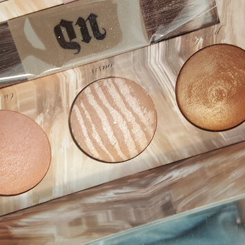 Photo of Urban Decay Naked Illuminated Trio Shimmering Powder for Face and Body uploaded by Kayla F.