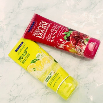 Photo of Freeman Feeling Beautiful Clay Mask Mint & Lemon uploaded by Kayleen A.