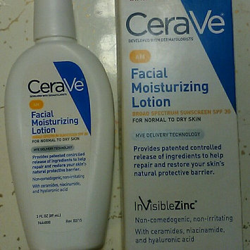 Photo of CeraVe AM Facial Moisturizing Lotion uploaded by Kelly W.