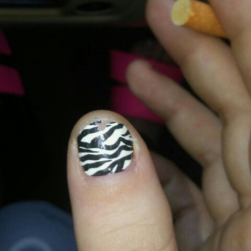 Photo of Sally Hansen Salon Effects - Kitty, Kitty uploaded by Caroline E.