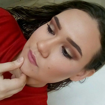 Photo of L.A. Colors 5 Color Metallic Eyeshadow uploaded by Vittoria R.