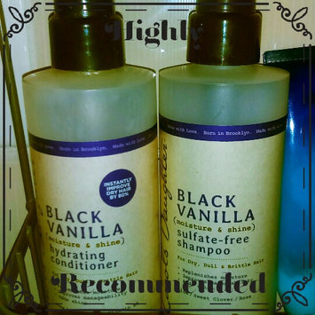 Photo of Carol's Daughter Black Vanilla Moisture & Shine Sulfate-free Shampoo For Dry Dull Or Brittle Hair uploaded by Devan R.