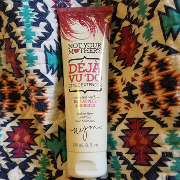 Photo of Not Your Mother’s® Déjà vu ‘Do™ Style Extending Hair Primer uploaded by Jessica H.