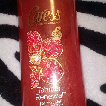 Photo of Caress® Tahitian Renewal™ Exfoliating Pomegranate Body Wash uploaded by Caitlyn E.