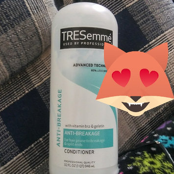 Photo of TRESemmé Anti-Breakage Conditioner uploaded by Yasmine W.