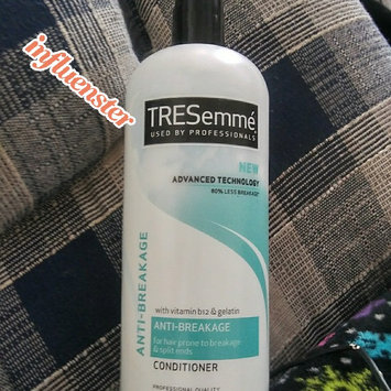 Photo of TRESemmé Anti-Breakage Conditioner uploaded by Yasmine W.