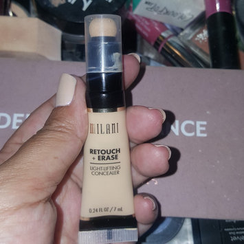 Photo of Milani Retouch + Erase Light-Lifting Concealer uploaded by Chez R.