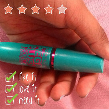 Photo of COVERGIRL Outlast Stay Brilliant Nail Gloss uploaded by Lenys G.