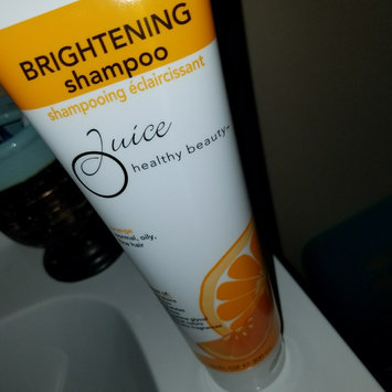 Photo of Juice Organics Orange Brightening Shampoo uploaded by keren a.