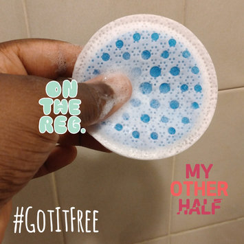 Photo of Kleenex Exfoliating Cushions, Refillable Dispenser & Pads uploaded by LaLa W.