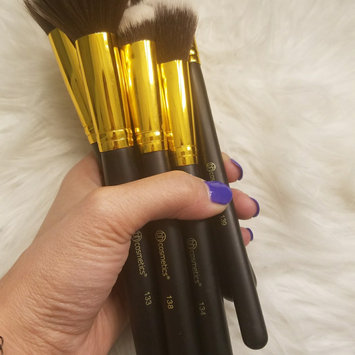Photo of BH Cosmetics Sculpt and Blend 10 Piece Brush Set uploaded by Leslie T.