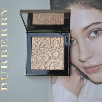 Photo of BURBERRY Fresh Glow Highlighter uploaded by Melina C.