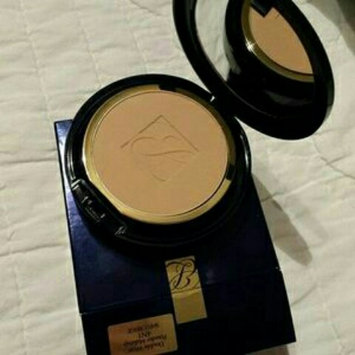 Photo of Estée Lauder Double Wear Stay-in-Place Powder Makeup uploaded by fatima ezzahra B.