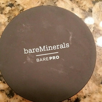Photo of bareMinerals barePRO® Performance Wear Pressed Powder Foundation uploaded by Raymonde N.