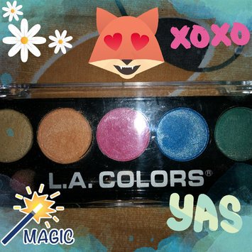 Photo of L.A. Colors 5 Color Metallic Eyeshadow uploaded by Amnelbis C.