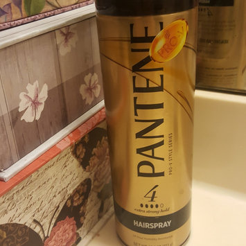 Photo of Pantene Pro-V Extra Strong Hold Hairspray uploaded by Tabitha W.