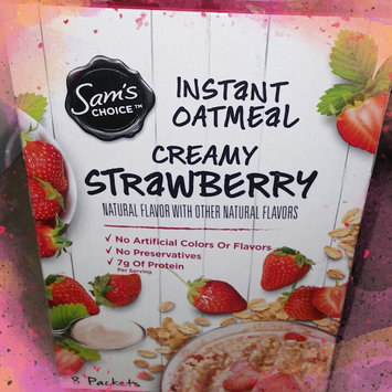 Photo of Sam's Choice™ Creamy Vanilla Strawberry Instant Oatmeal 8-1.34 oz. Packets uploaded by Citlalli t.