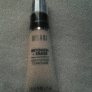 Photo of Milani Retouch + Erase Light-Lifting Concealer uploaded by Vangie G.